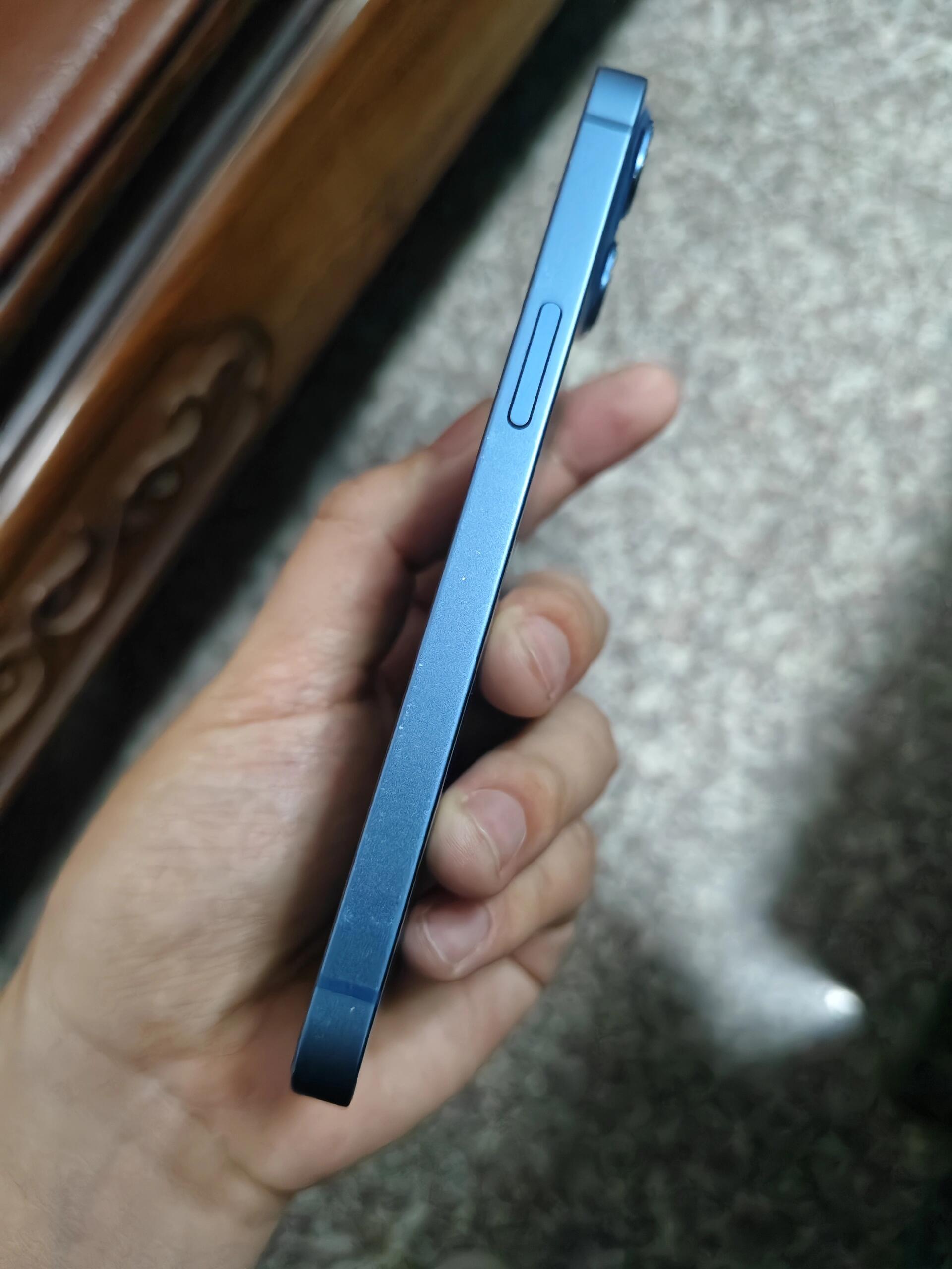 iPhone 13 128GB